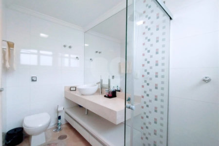 Apartamento para venda na Mooca com 4 suítes, 5 vagas. Condomínio Europa Cicero.