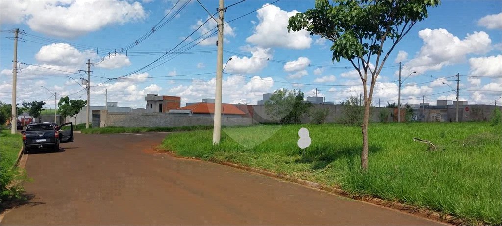 Excelente oportunidade no loteamento Terra Di Treviso! Terreno pronto para construir, com ótima topo