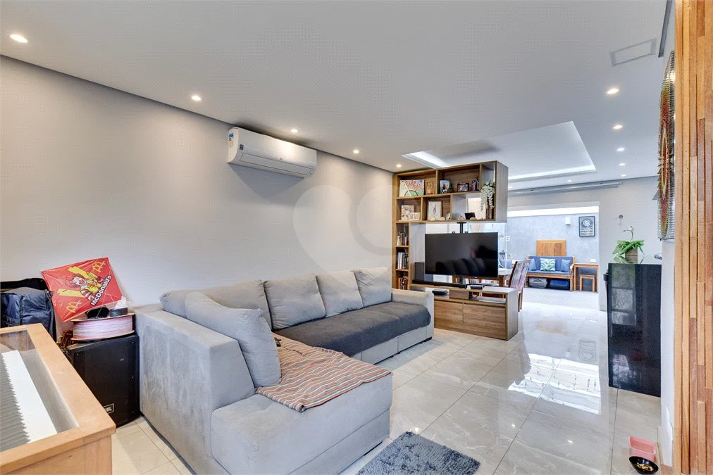 Casa à venda com 3 quartos, sendo 1 suíte, no condomínio Terrara Townhouses, São Paulo - SP