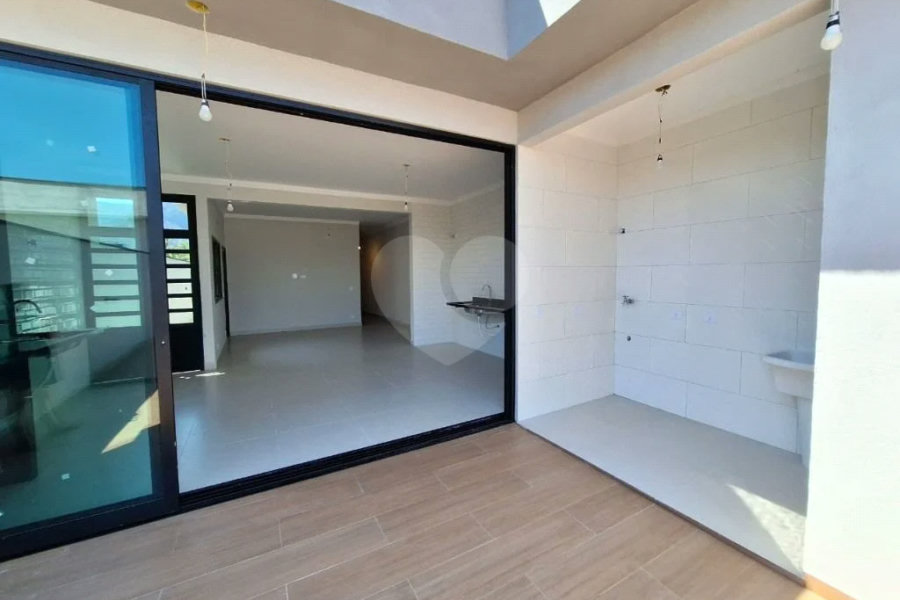 Casa à venda com 3 quartos, sendo 1 suíte,  em Morada da Praia, Bertioga, SP