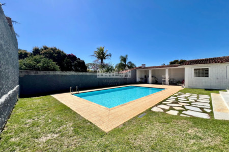 Casa Térrea à venda com 5 quartos, sendo 3 suítes, em Vila Esperia Ou Giglio, Atibaia, SP