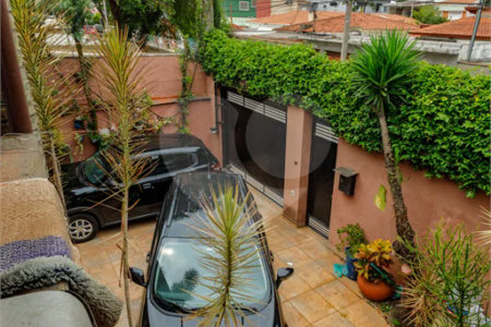 Casa à venda com 4 quartos, sendo 2 suítes, em Brooklin, São Paulo, SP