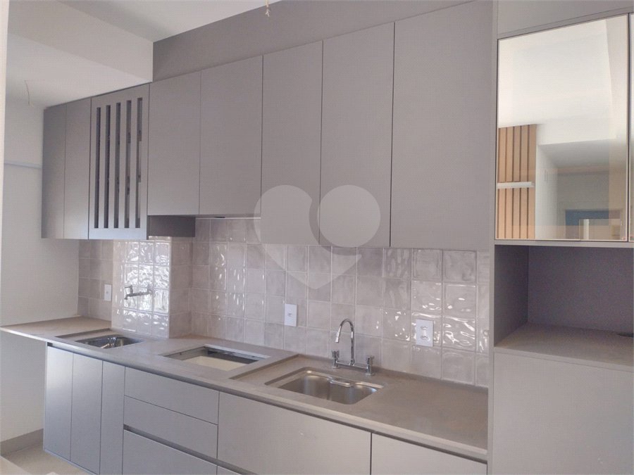 Apartamento no Edifício Monet á venda