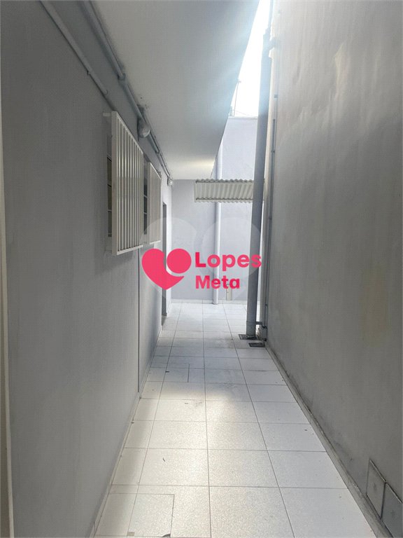 Loja Ponto Comercial em Vila Industrial, São José dos Campos/SP.