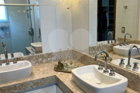 Casa em Condomínio - Jardim Residencial Alto de Itaici!