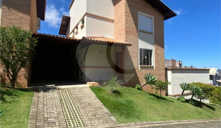 Casa à venda com 2 quartos, sendo 1 suíte,  em Loteamento Nova Primavera, Poços de Caldas, MG