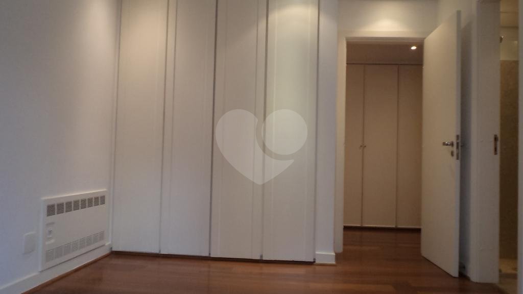 Apartamento para alugar com 4 suítes em Alto da Boa Vista, São Paulo, SP
