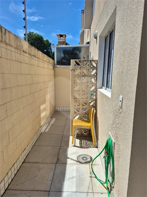 Casa em condomínio à venda em Valinhos no Residencial Santa Elisa com possibilidade de permuta por apartamento