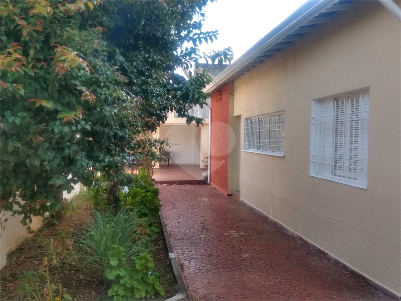 Casa á venda - Saúde!!