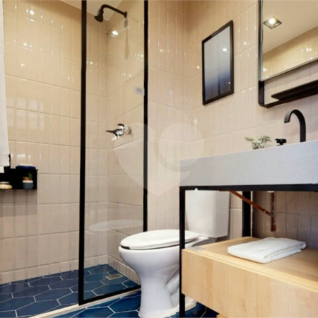 Studio de 33 m2 à venda no melhor da Vila Mariana, a 7 minutos caminhando do metrô Ana Rosa.
