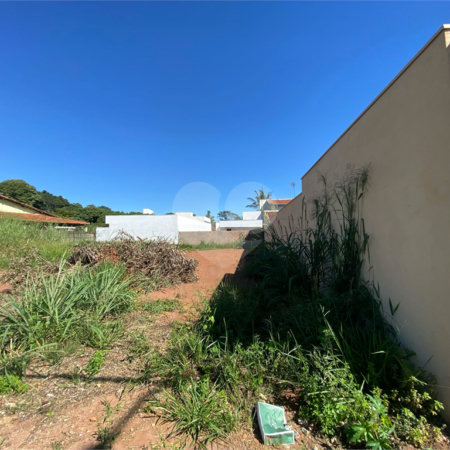 Terreno à venda no Residencial Samambaia com 250m²