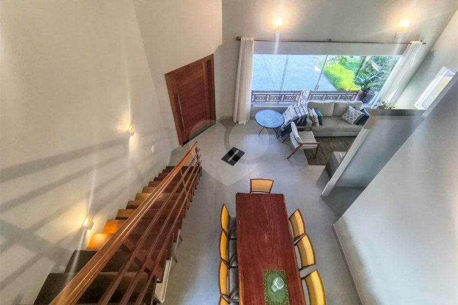 Casa à venda com 5 quartos, sendo 4 suítes, em Riviera de São Lourenço, Bertioga, SP