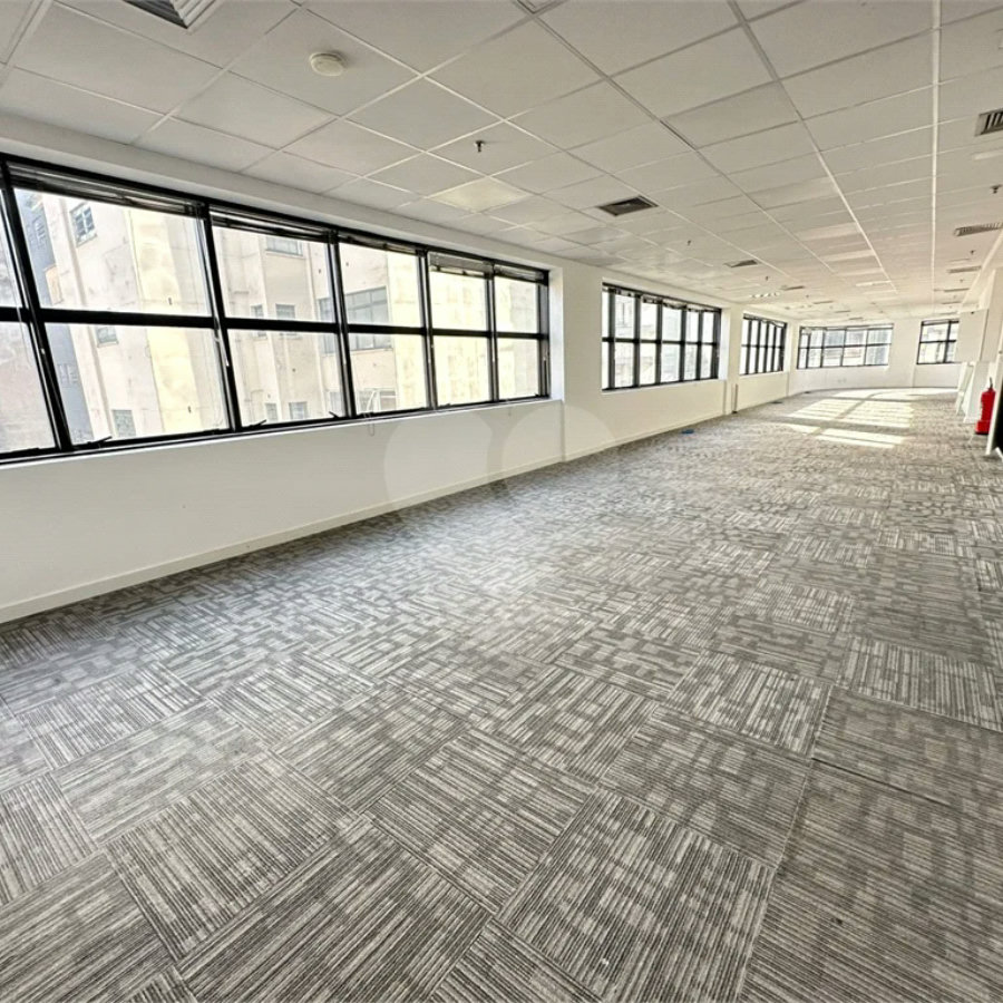 Conjunto comercial à Venda ou Locação na República com 376,56 m² de área útil 10 vagas