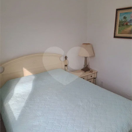 Casa Ampla com 5 Dormitórios, Piscina e Lazer Completo em Terreno de 1.260 m²
