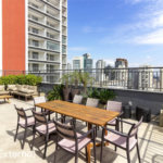 Apartamento a venda com 1 dormitório, sala com varanda e próximo ao metrô Vila Madalena.