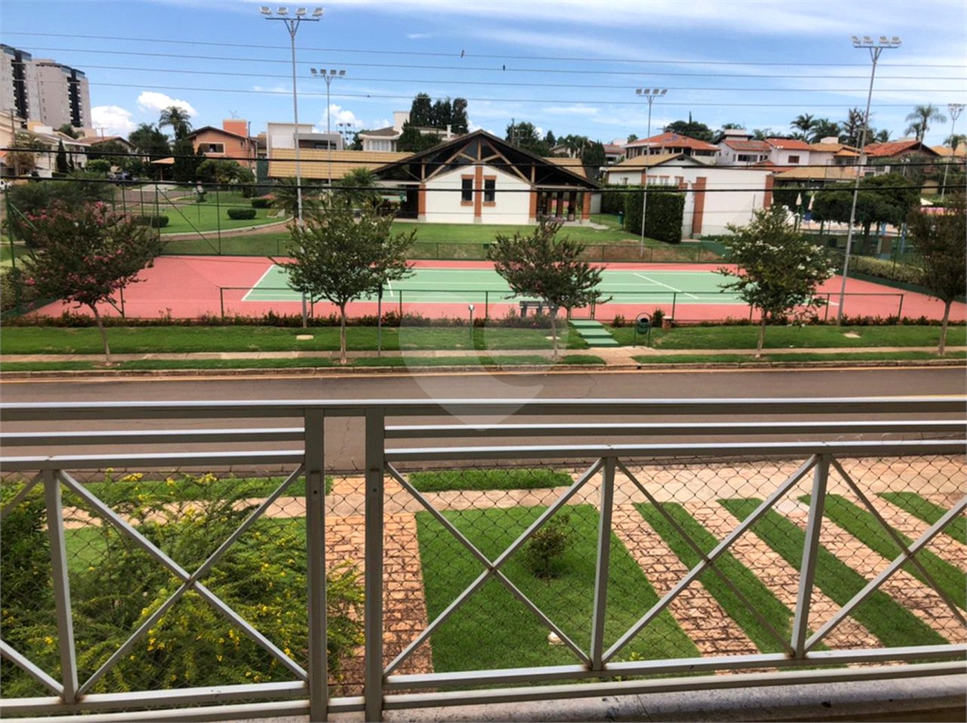 Casa para venda no Condomínio Parque Faber 1