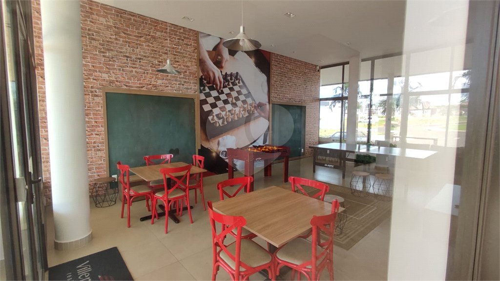 Lote à Venda em São Carlos, no Condomínio Villeneuve I