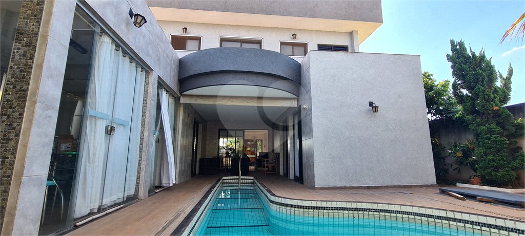 Casa térrea no Condomínio Jardim Botânico , localizado na cidade Bady Bassit/SP .