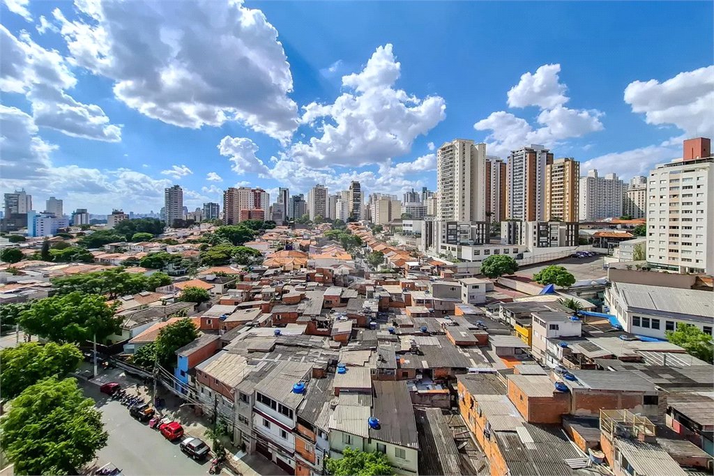 Apartamento de 117m2 com 3 dormitórios e 1 vaga na Vila Mariana