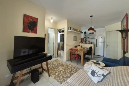 Apartamento 2 quartos, sacada e vaga em Santa Cecília