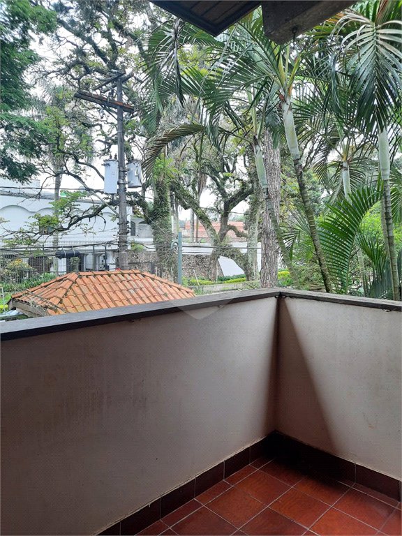 Sobrado à venda com 4 suítes em Interlagos, São Paulo, SP