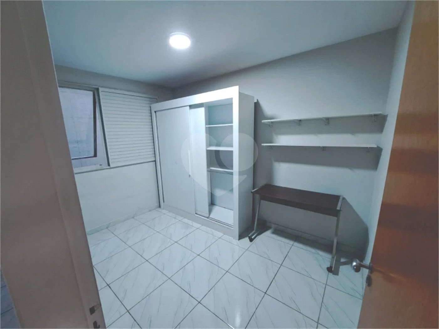 Lindo apartamento em excelente local.
