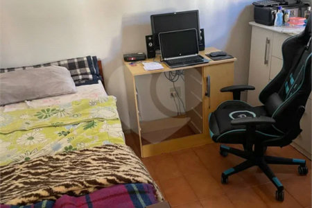 Casa à venda em São Caetano do Sul, 3 quartos (1 suíte), 5 garagens
