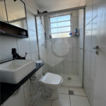 Apartamento á venda, com 02 Dormitórios, em Jardim Ricetti.