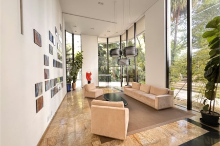 Higienópolis: Apartamento de 350 m2, 4 suítes, 5 vagas.