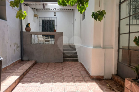 Casa térrea à venda no Pacaembú com 3 dormitórios