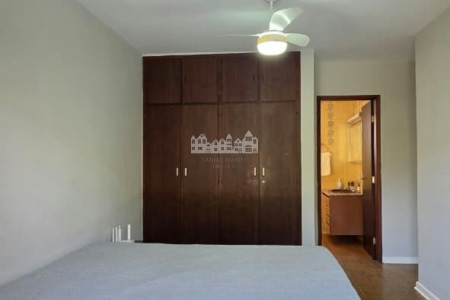 Casa à venda com 4 quartos, sendo 2 suítes, em Vila Petrópolis, Atibaia, SP