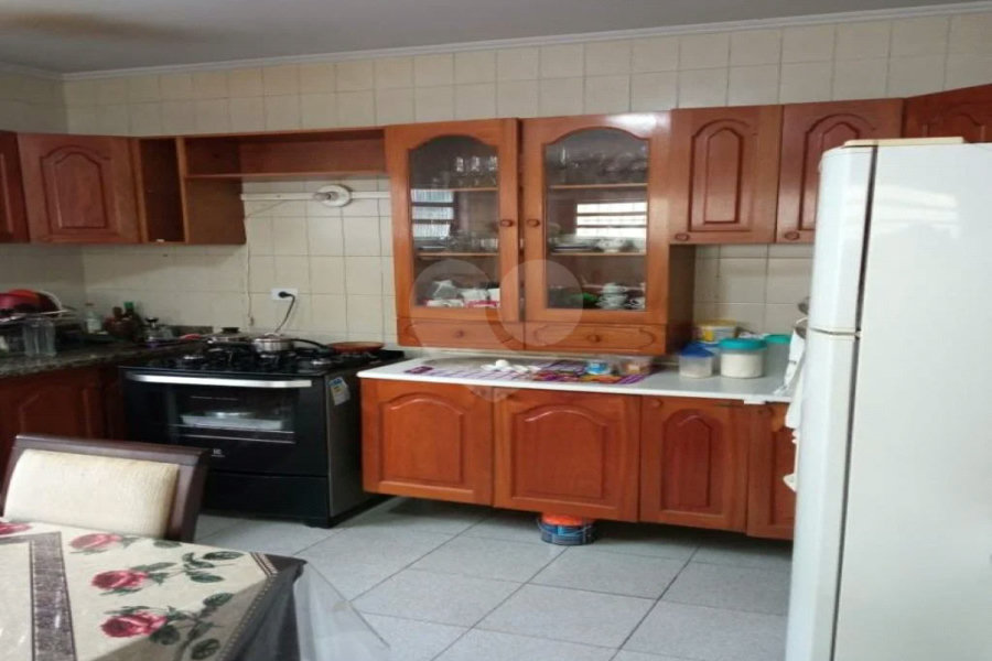 Excelente sobrado à venda, no melhor do Jardim Campo Grande!