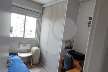 Apartamento na Mooca com 77m2 com 3 dormitórios sendo 1 suíte, 3 banheiros, 2 vagas de garagem