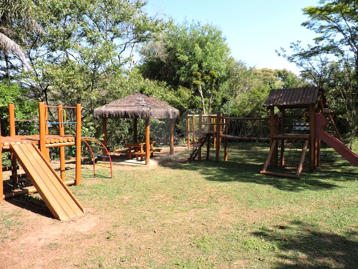 Casa á venda -Residencial Euroville