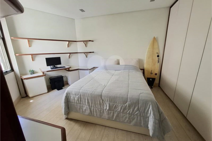 Apartamento, a venda, com 300m² de área privativa, 4 suítes, 4 vagas - Santana / SP