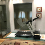 Sobrado com 363m² à venda no Alto da Moóca - 3 suítes e 6 vagas.