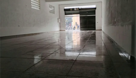 Excelente Loja Comercial na Vila Santa Catarina!!!