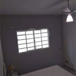 CASA A VENDA NO BAIRRO SANTA MARIA COM 3 DORMITORIOS, 1 BANHEIRO, 2 VAGAS, JACAREÍ/SP.