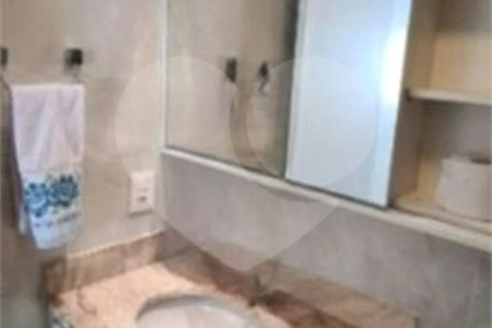 Apartamento com 105m² , 2 dormitórios , sendo 2 suítes , 2 vagas , à venda no Brás.