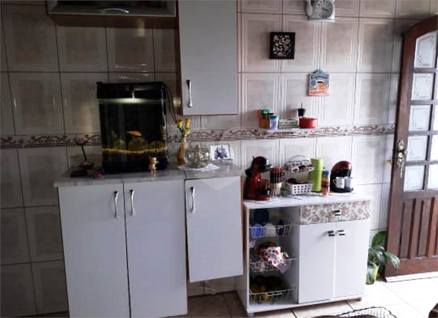 Casa versátil à venda: Casa com 2 Quartos, 3 Unidades Residenciais e Sala Comercial - Louveira