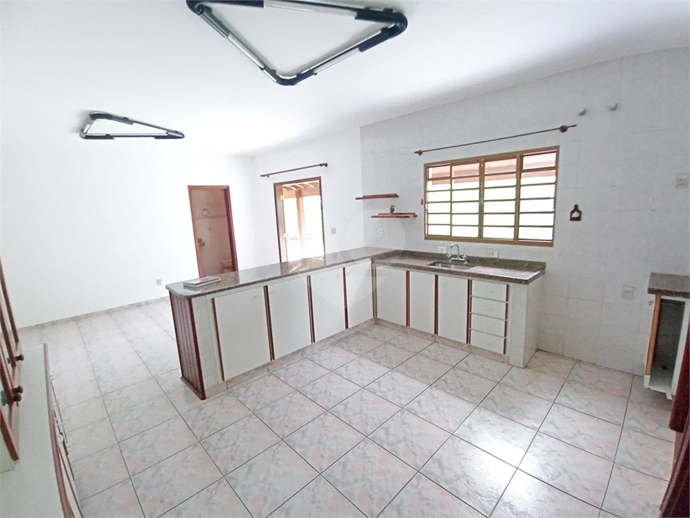 Casa a Venda no Condomínio Vista Alegre - Café em Vinhedo/SP