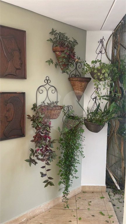 Sobrado à venda com 4 quartos, sendo 2 suítes, em Chácara Monte Alegre, São Paulo, SP