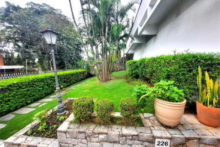Casa para alugar com 4 quartos, sendo 2 suítes,  em Alto da Boa Vista, São Paulo, SP