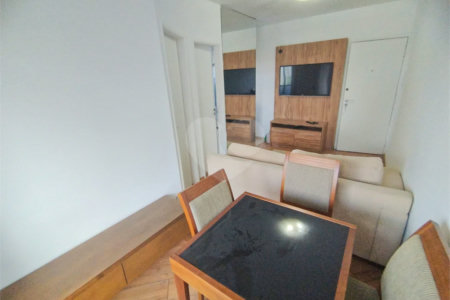 Apartamento mobiliado em Moema, - 1 quarto, sala e cozinha - 1 vaga