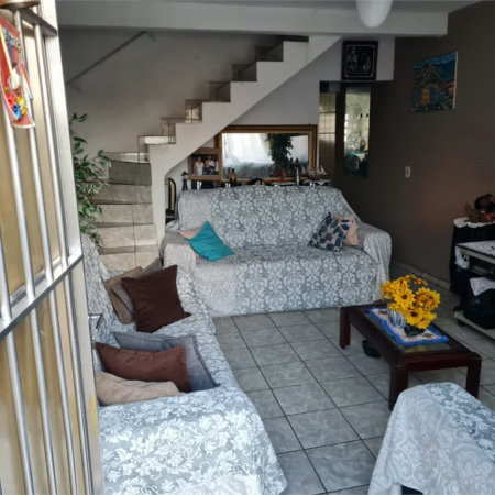 Casa com 3 dormitórios no Jardim Esmeralda