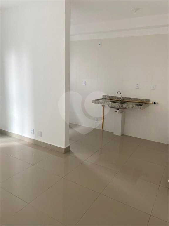 Lindo apartamento no Parque das Oliveiras