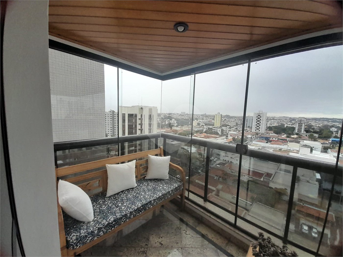 Apartamento no Edifício Villa Lobos a venda - São Carlos