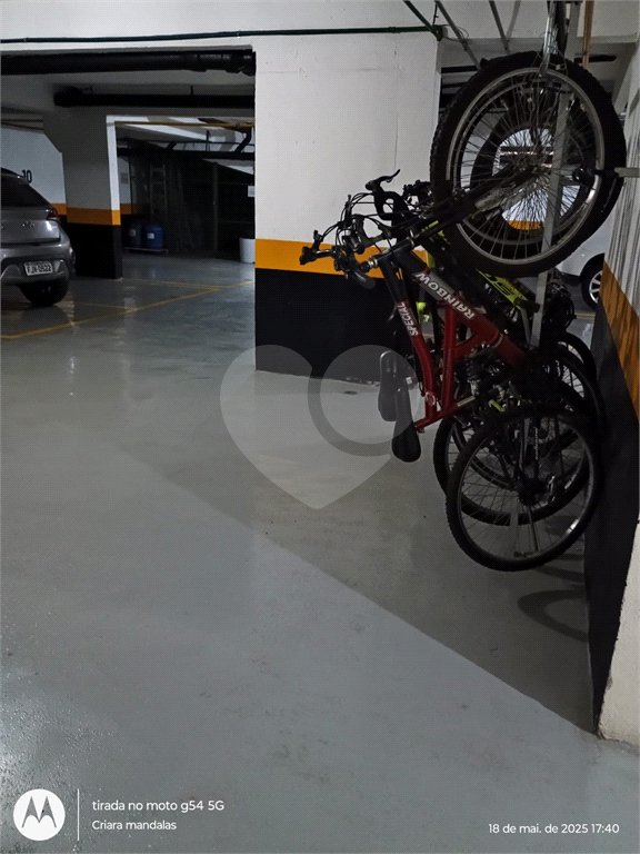 Studio com 33m2 AU, 39m2 AT, com 1 dormitório, sem vaga, a 1 quadra da Av Paulista e Metro Paraíso.