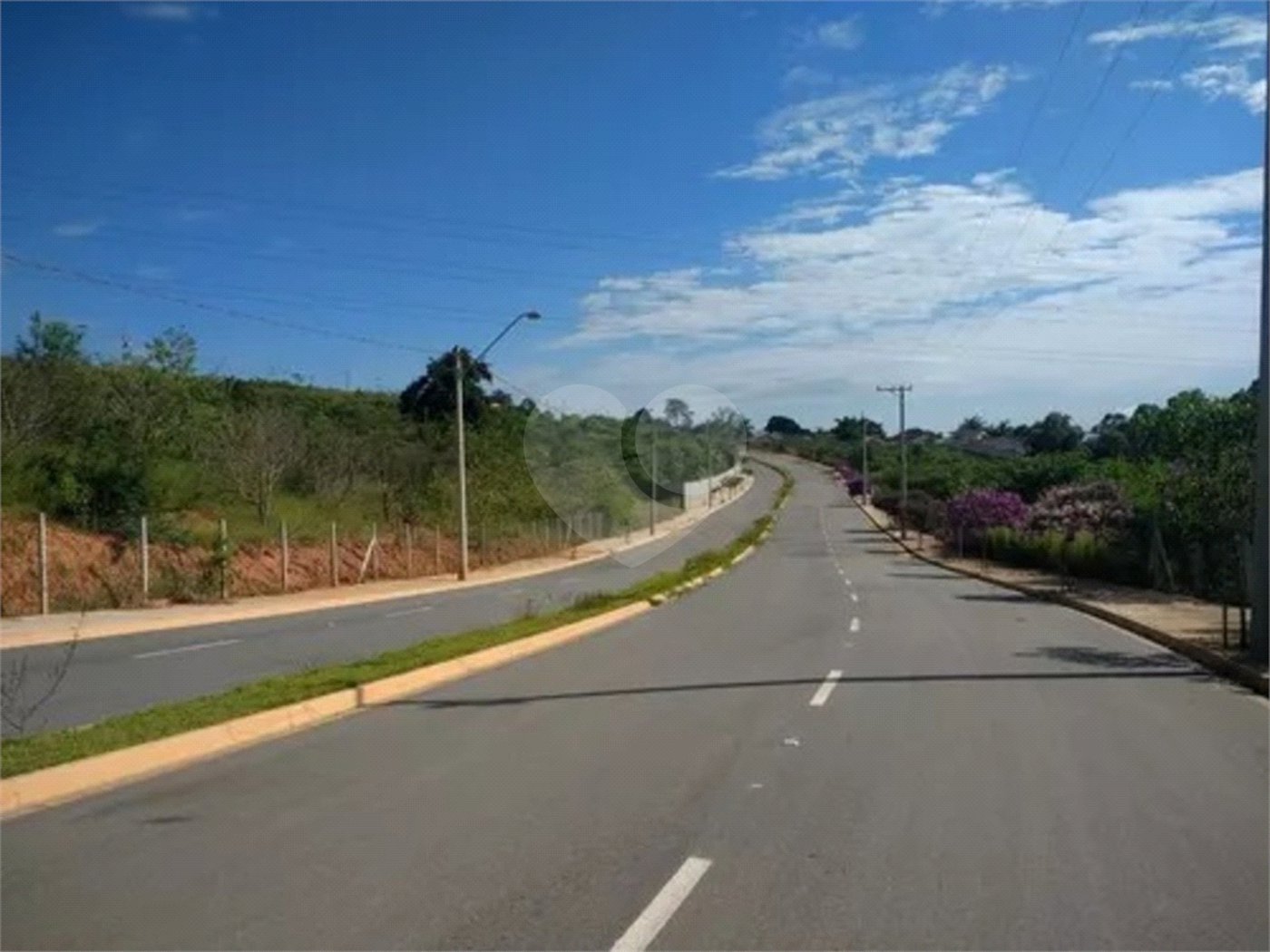 Terreno No Condomínio Terras Da Fazenda.