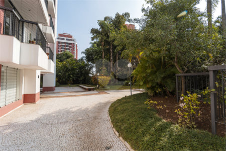 Apartamento à venda com 3 quartos, sendo 1 suíte,  em Vila Mascote, São Paulo, SP